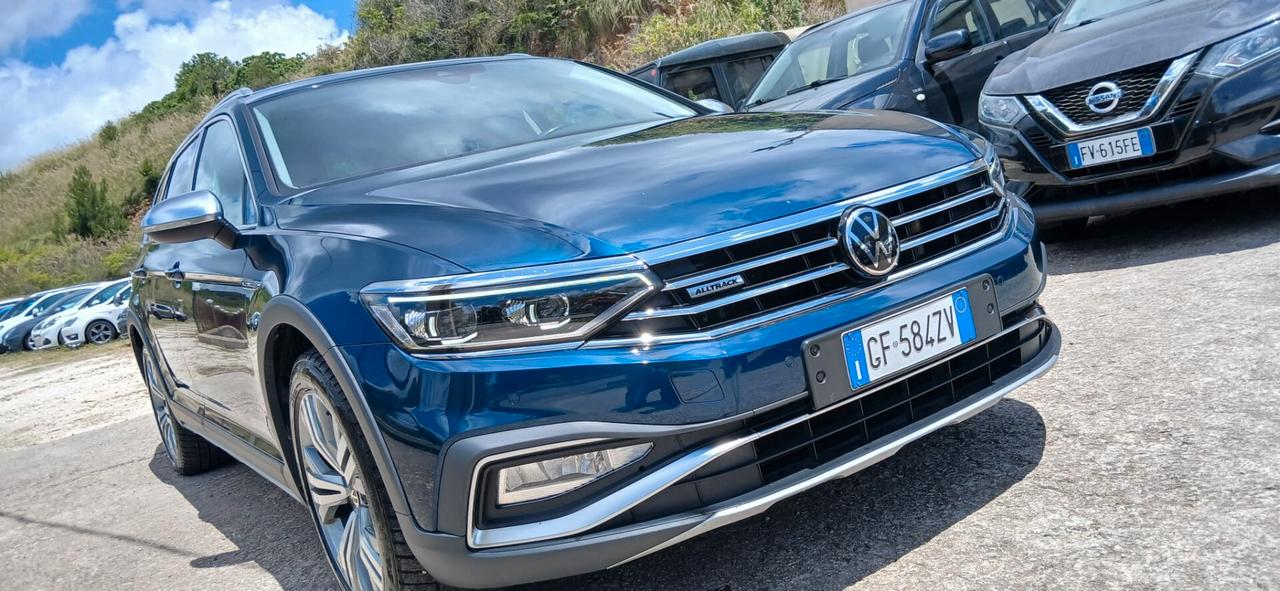 Volkswagen Passat Alltrack 2.0 TDI 200 CV 4MOTION DSG - 2021