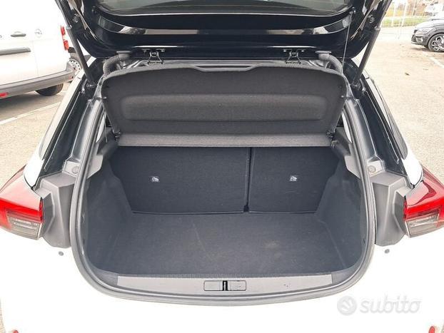 Opel Corsa 1.2 Design & Tech