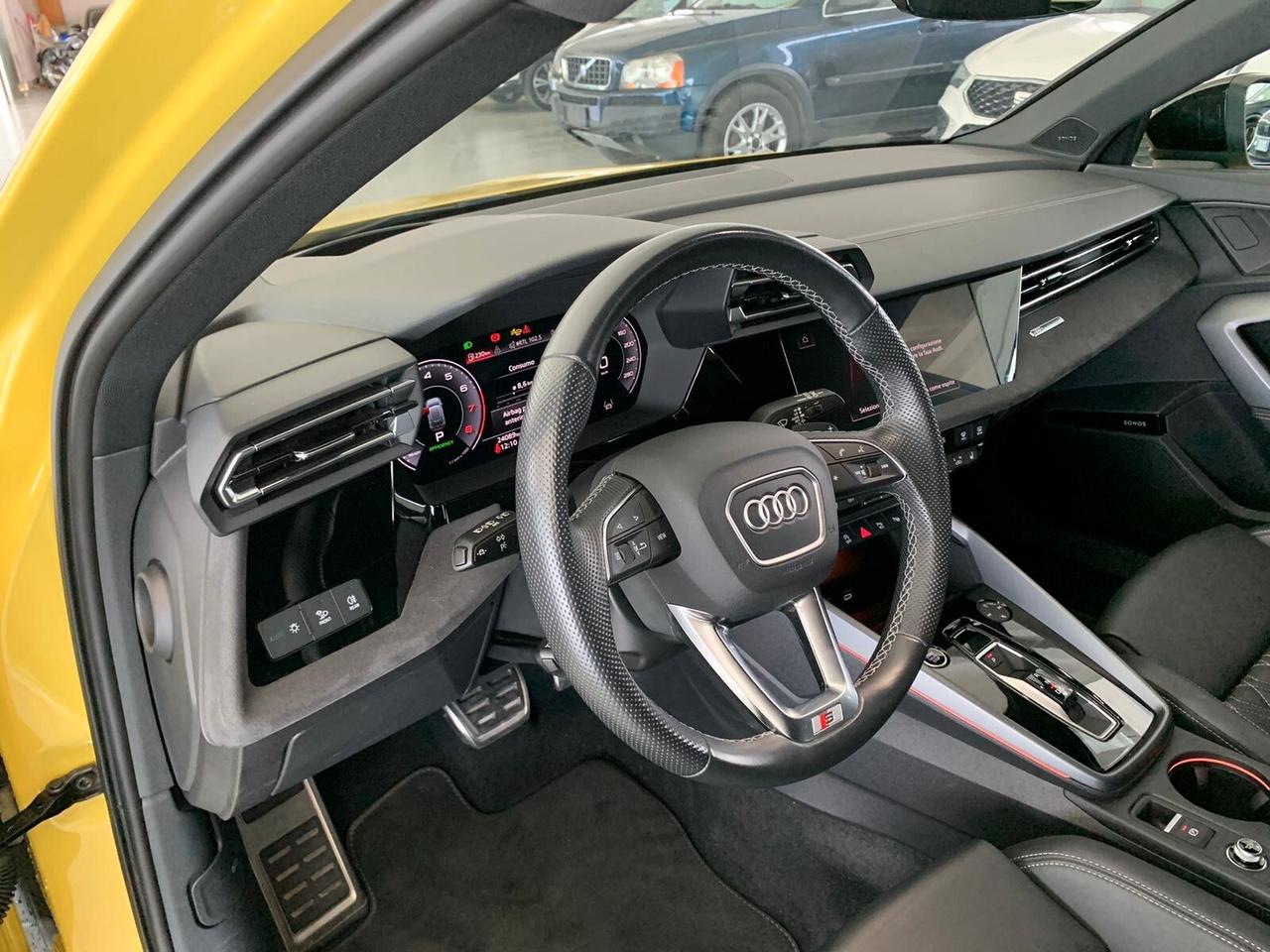 Audi A3 allstreet 35 TFSI S tronic Identity Contrast