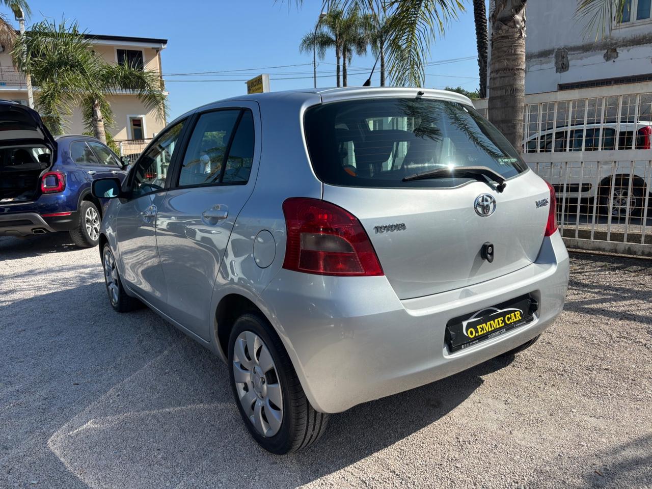 TOYOTA YARIS 1.0 69CV BENZINA