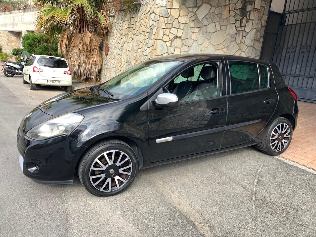 Renault Clio 1.2 16V 5 porte Dynamique