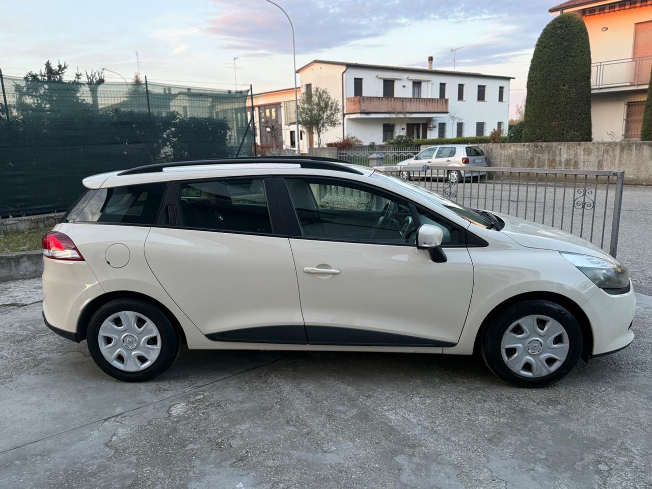 Renault Clio 1.2 75 CV EURO 6b Neopatentati 2015