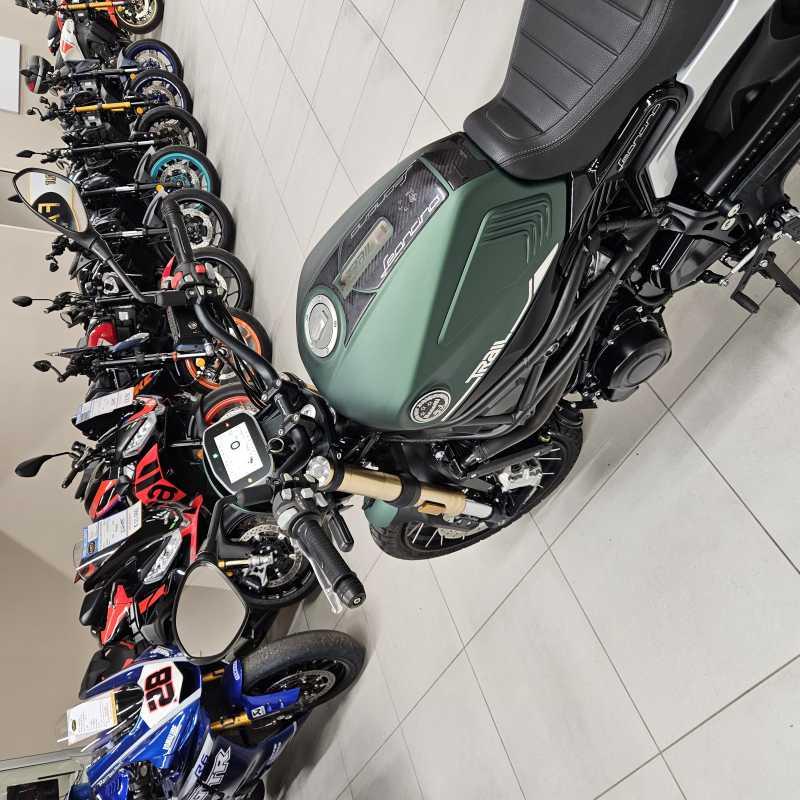 Benelli Leoncino 800 Trail - 2022