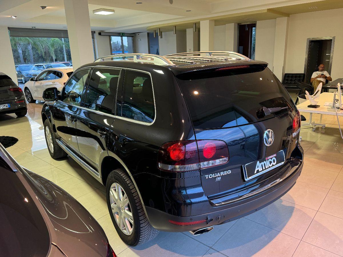 VOLKSWAGEN - Touareg - 2.5 TDI tiptronic Executive