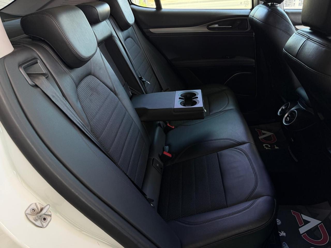 Alfa Romeo Stelvio 2.2 Turbodiesel 210 CV AT8 Q4 Executive