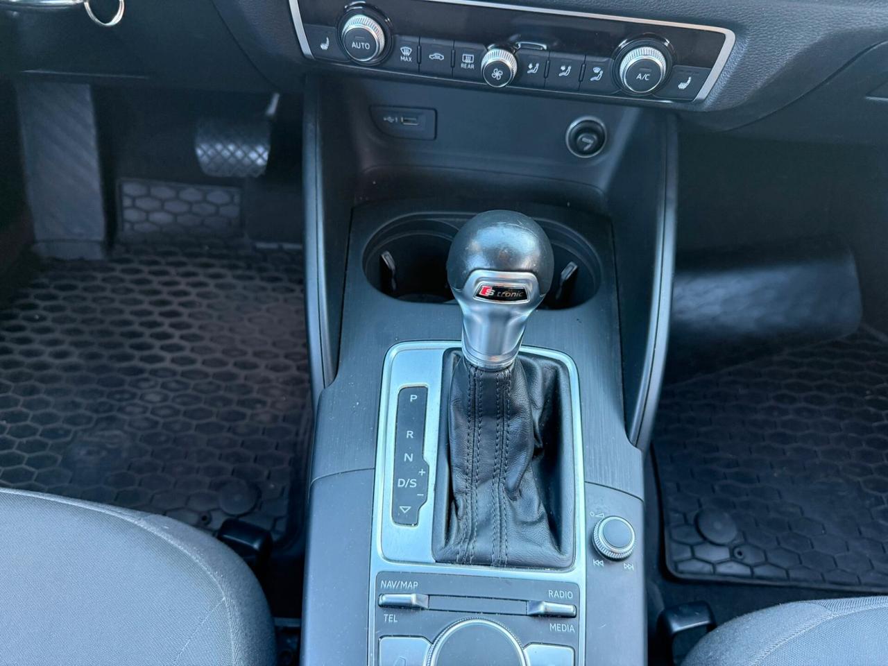 Audi A3 1.6 TDI 116 CV S tronic Sport