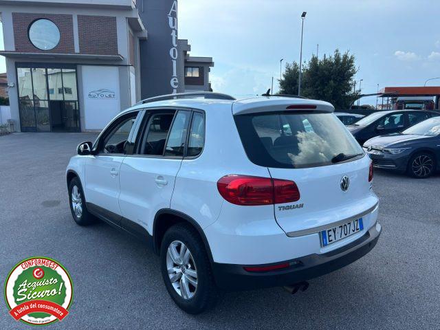 VOLKSWAGEN Tiguan 2.0 TDI 110 CV Cross BlueMotion Technology
