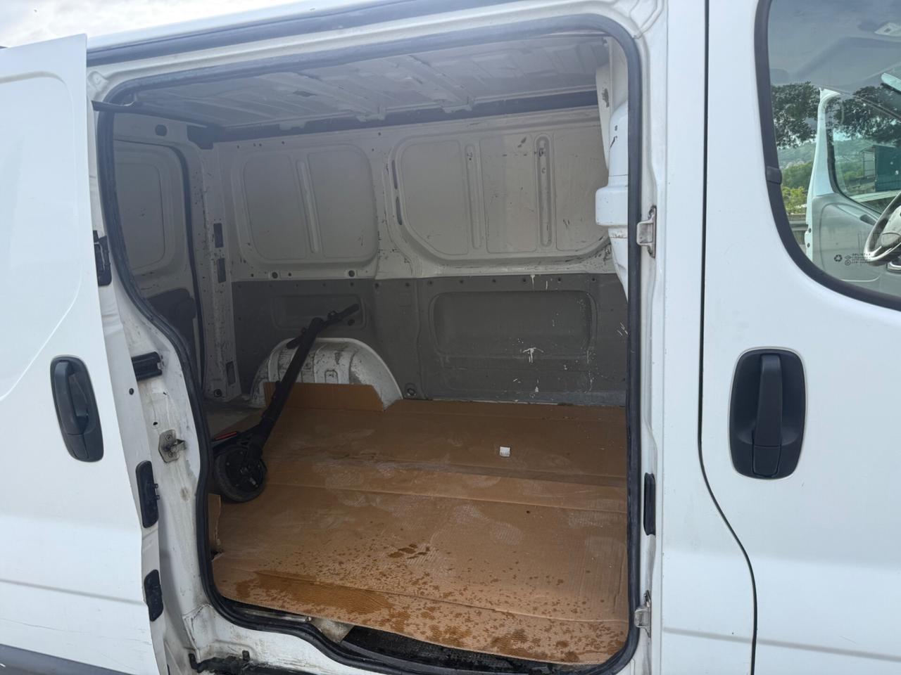 Opel vivaro
