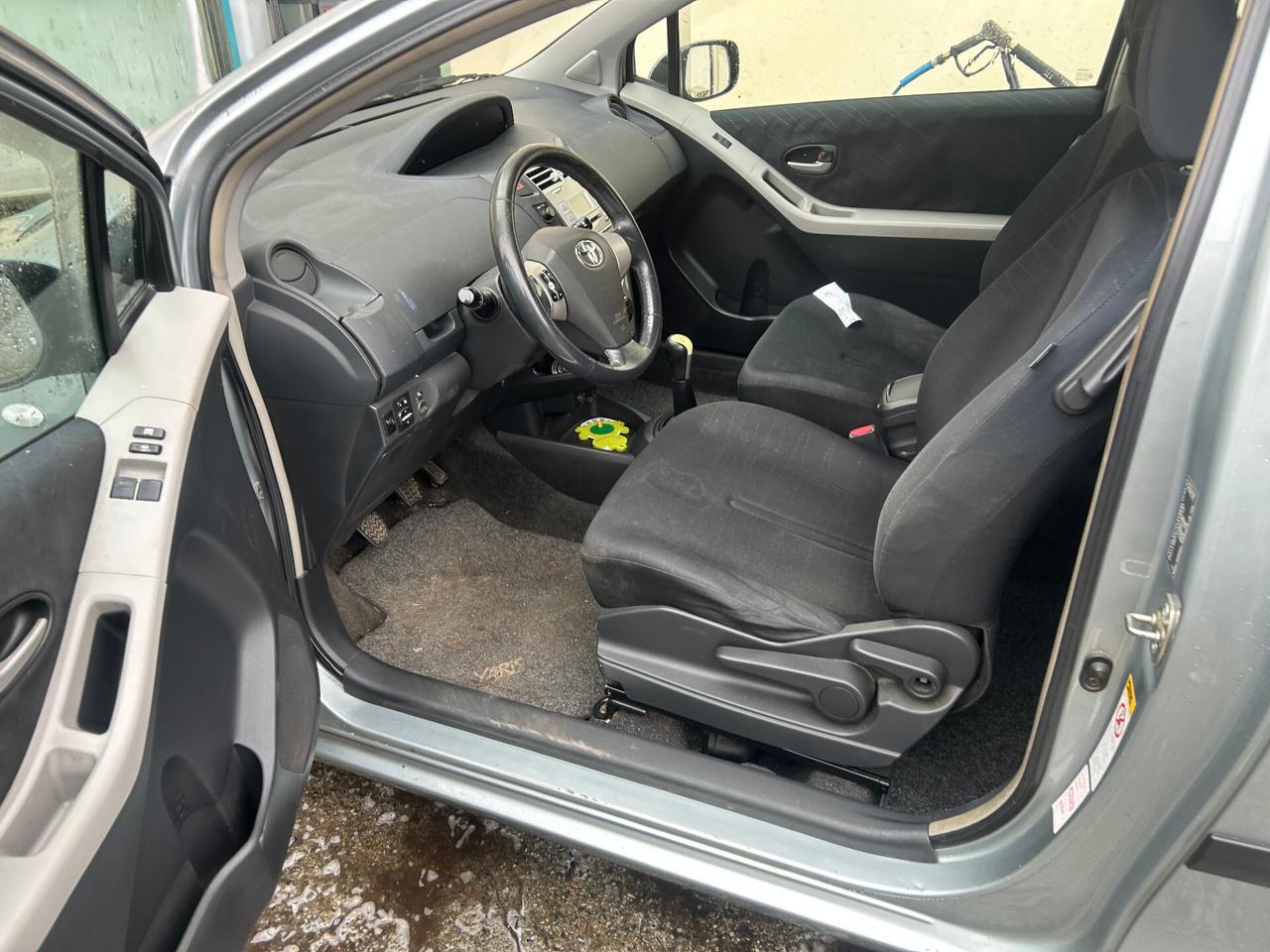 Toyota Yaris 1.0 3 porte