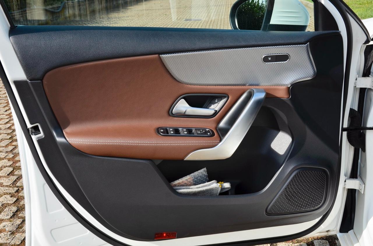 MERCEDES-BENZ A180 1.4 SPORT 136cv MANUALE, BENZINA/GPL, ESENTE BOLLO, EURO 6D, FARI LED, APPLE/ANDROID, PERMUTE