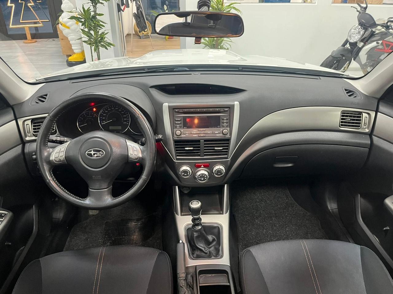 Subaru Forester 2.0d X 6mt