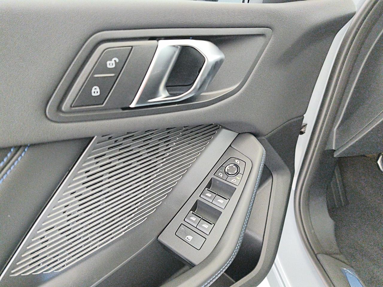 BMW Serie 1 120d 48V MSport