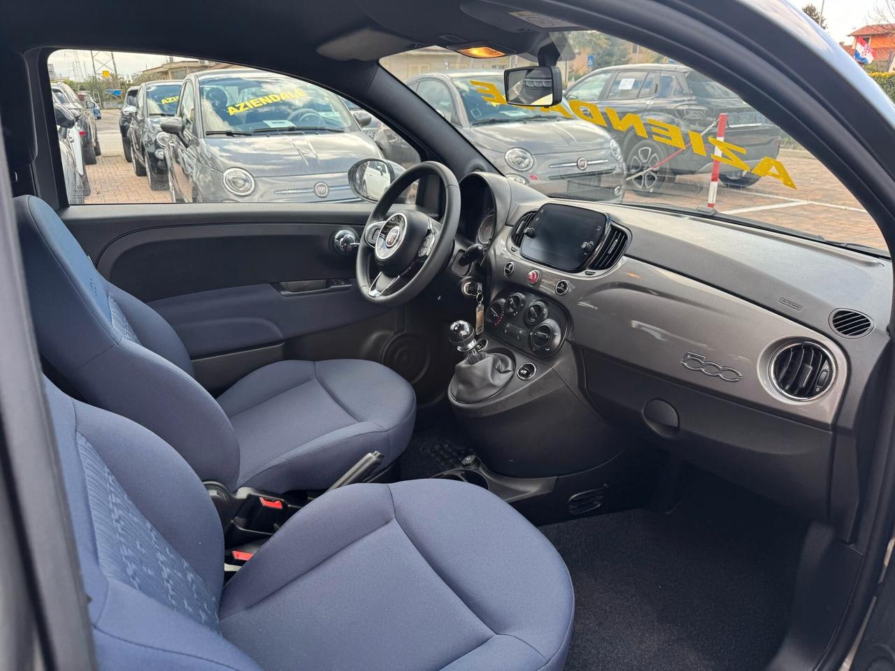 Fiat 500 1.0 Hybrid CLUB PREZZO PROMO: € 13.990,00 TUA A € 225,00 X 84 MESI 0 ANTICIPO 0 MAXI RATA