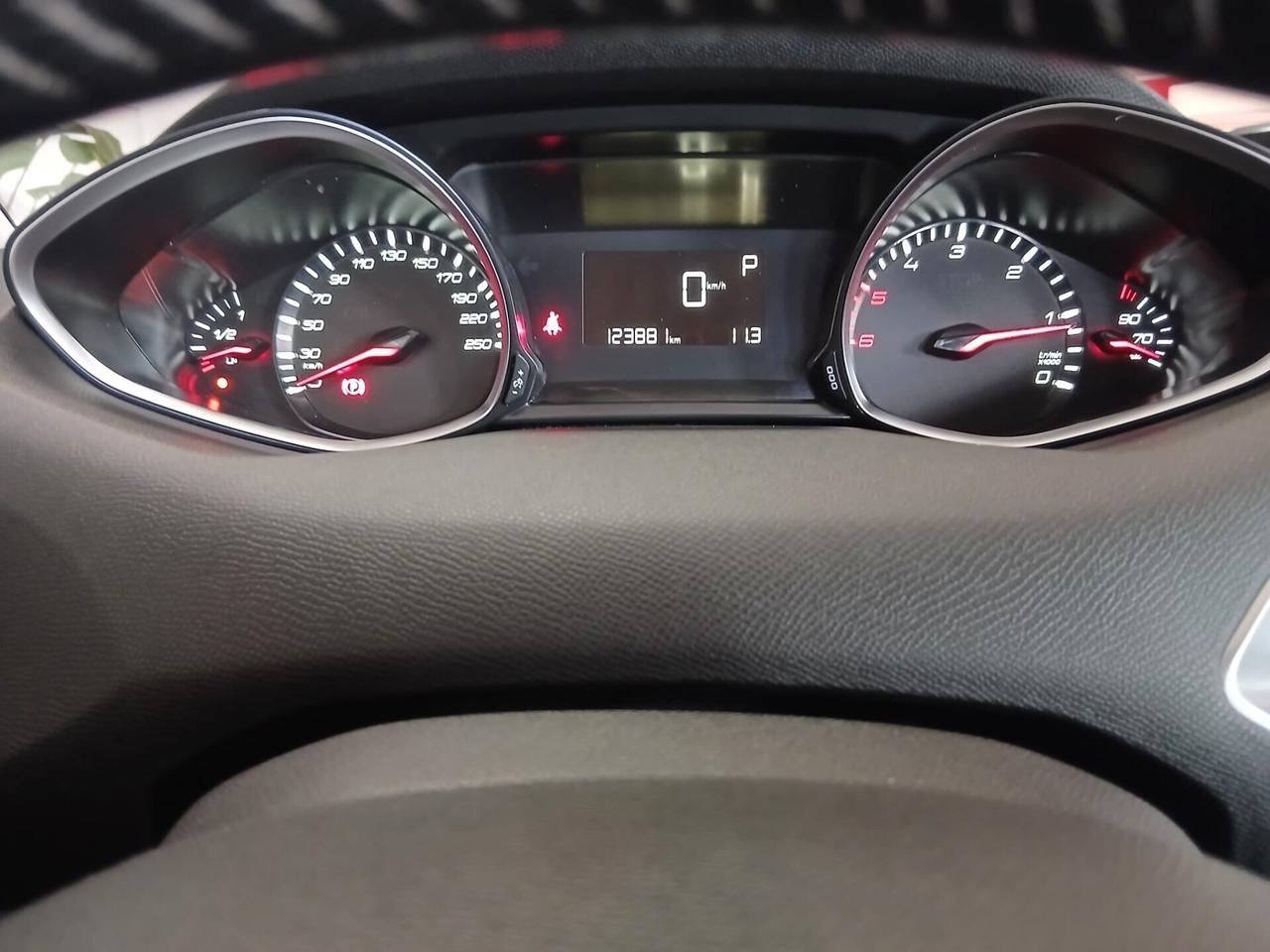 Peugeot 308 BlueHDi 130 S&S EAT6 SW Allure