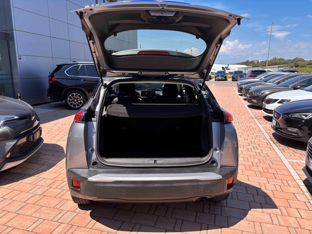 Peugeot 2008 PureTech 100 S&S Active Pack