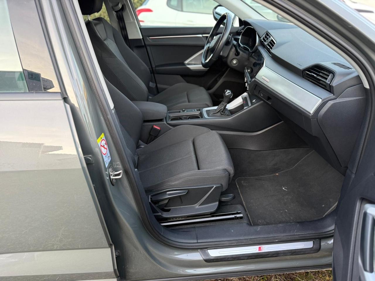 Audi Q3 SPB 35 TDI quattro S line edition