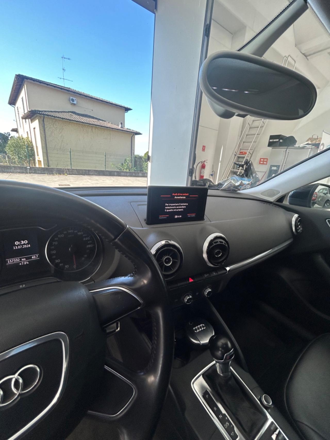 Audi A3 SPB 1.6 TDI ultra Attraction