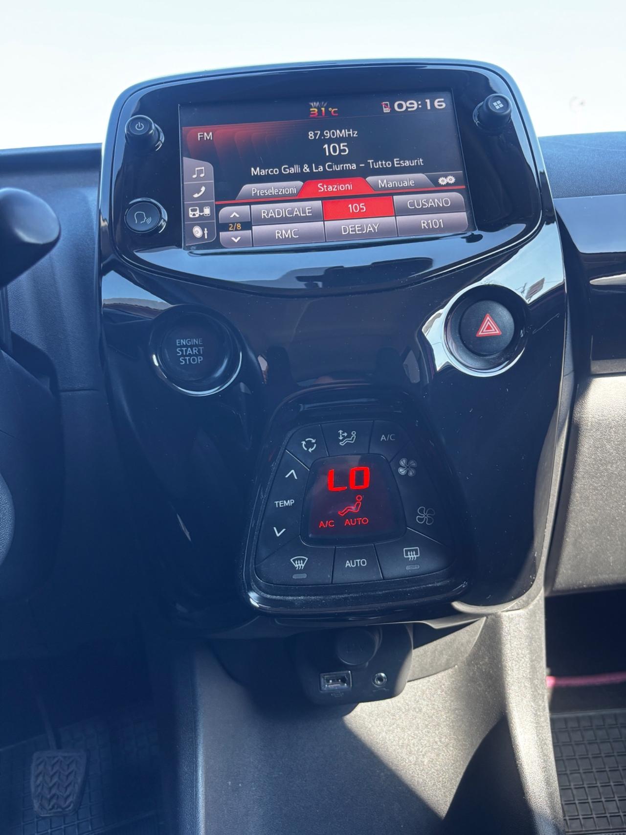 Toyota Aygo 1.0 VVT-i 72 CV 5 porte x-cite