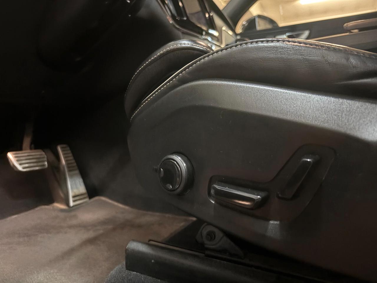 Volvo XC 60 B4 (d) AWD Geartronic R-design