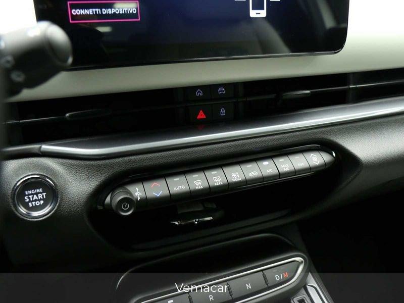 FIAT 600 1.2 Hybrid 145cv La Prima II