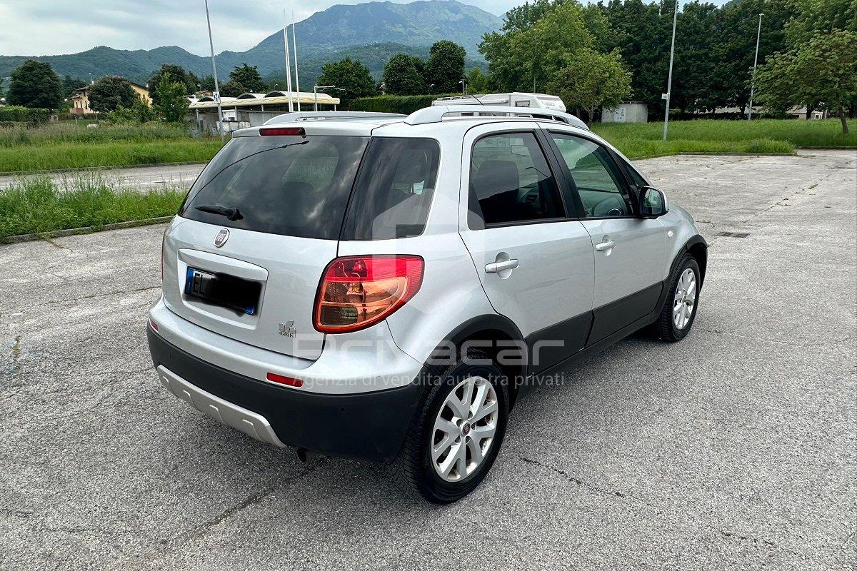 FIAT Sedici 2.0 MJT 16V DPF 4x4 Emotion