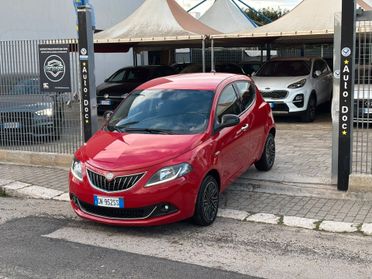 Lancia Ypsilon 1.0 FireFly Hybrid Gold Plus - 2023