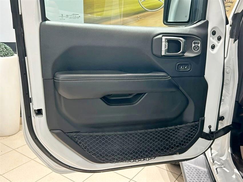 Jeep Wrangler 2.2 Mjt II Sahara