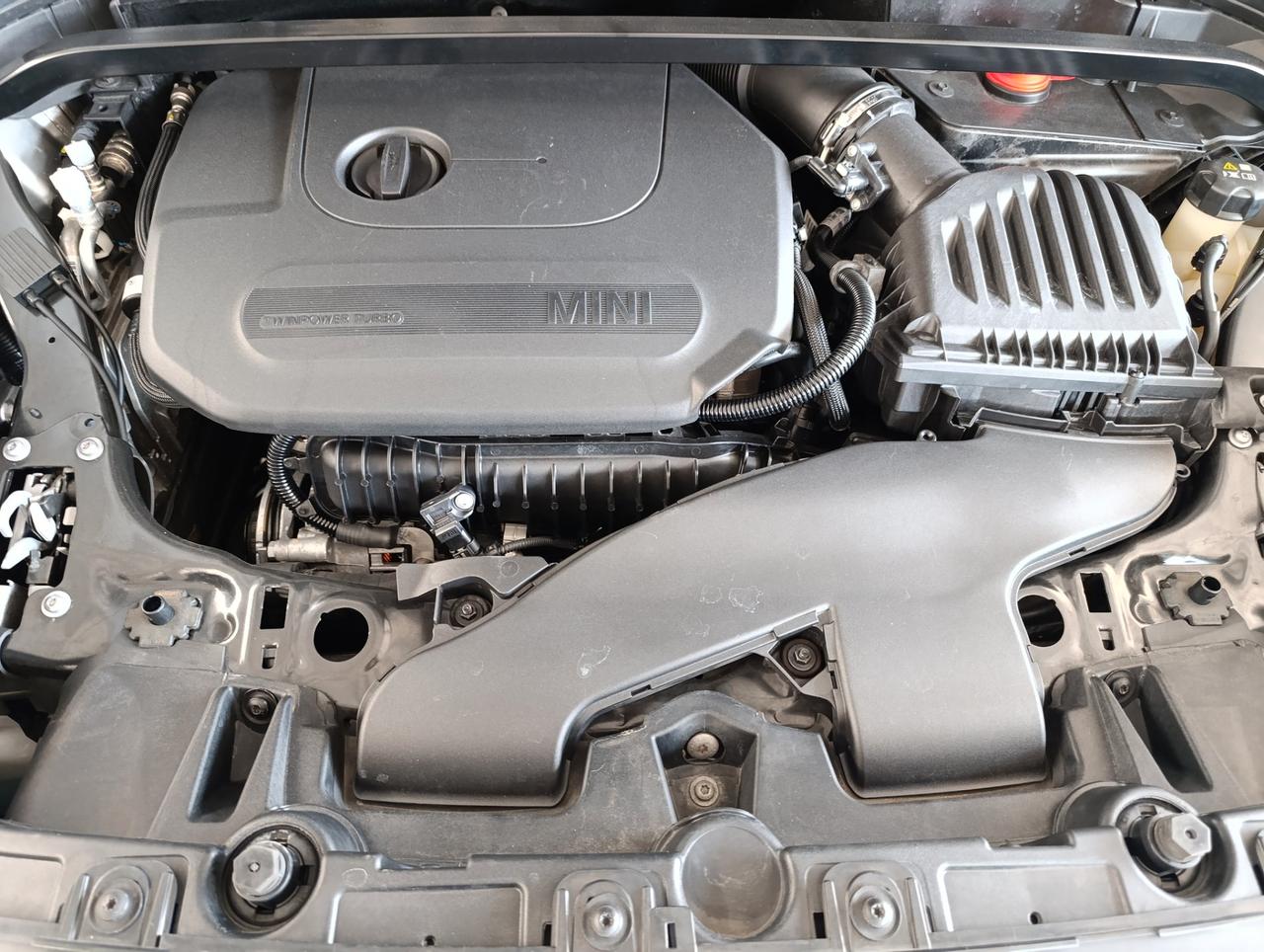 Mini Countryman Cooper Essential 1.5 Twin Power Turbo Steptronic