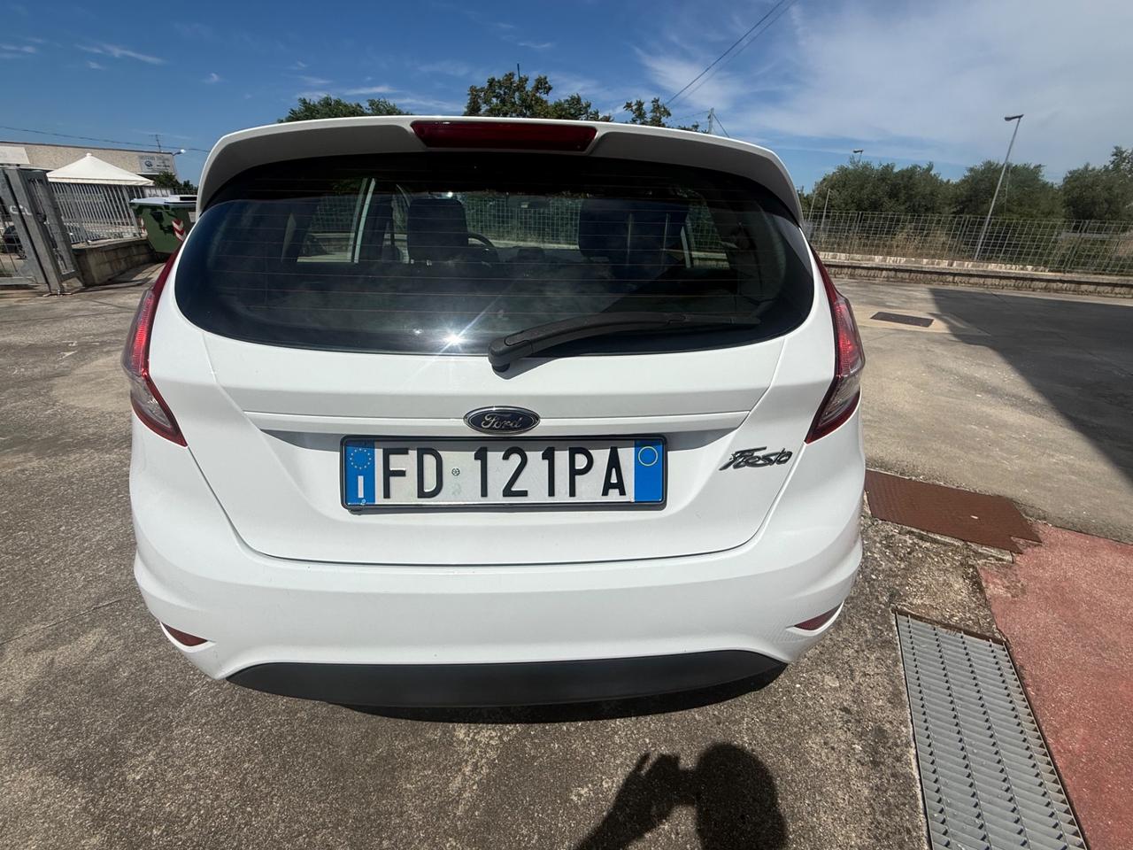 Ford Fiesta 1.2 60CV 5 porte Black & White Edition