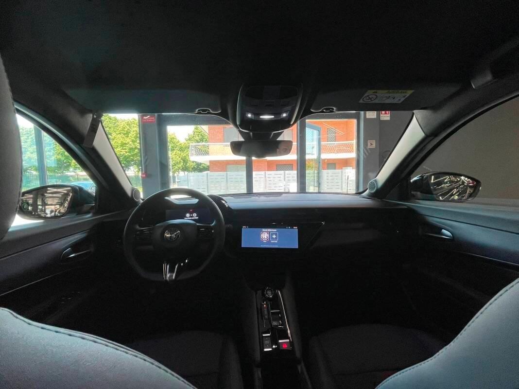 Alfa Romeo Junior 1.2 ibrida Speciale 145cv edct6