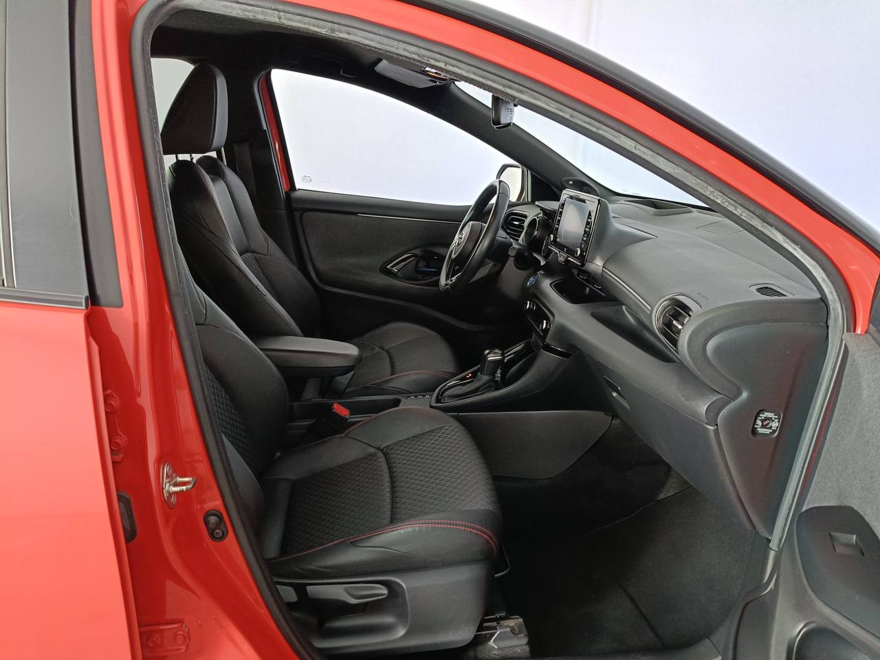 TOYOTA Yaris IV 2020 - Yaris 1.5h Premiere