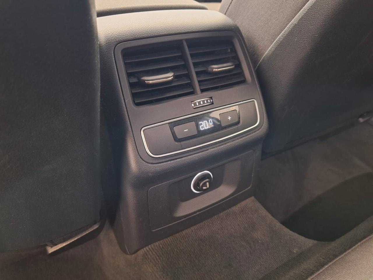 Audi A4 Avant 2.0 TDI 150CV Ultra S-tronic Sport