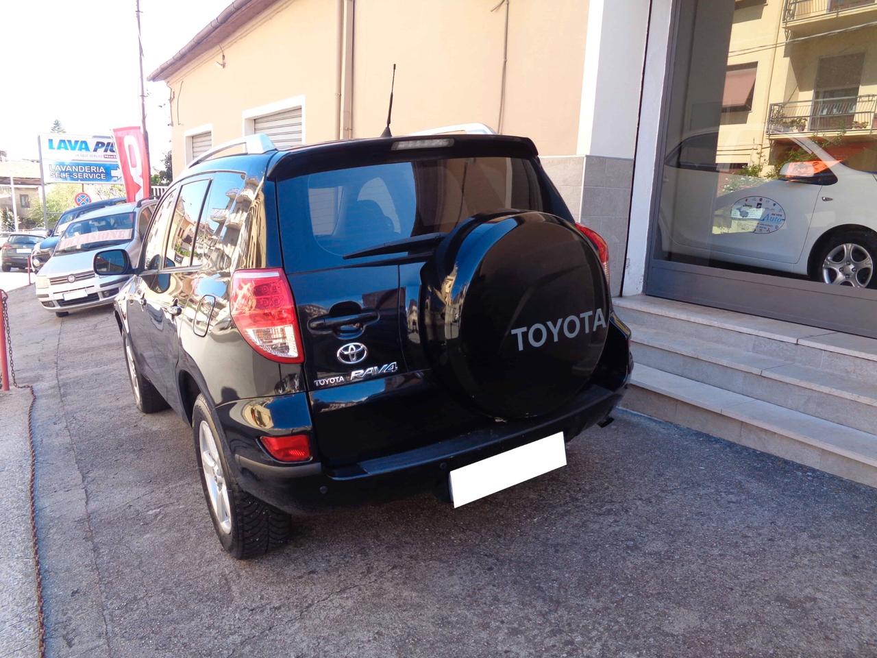 Toyota RAV4 2.2 D-4D 136CV Sol (Finanziabile)