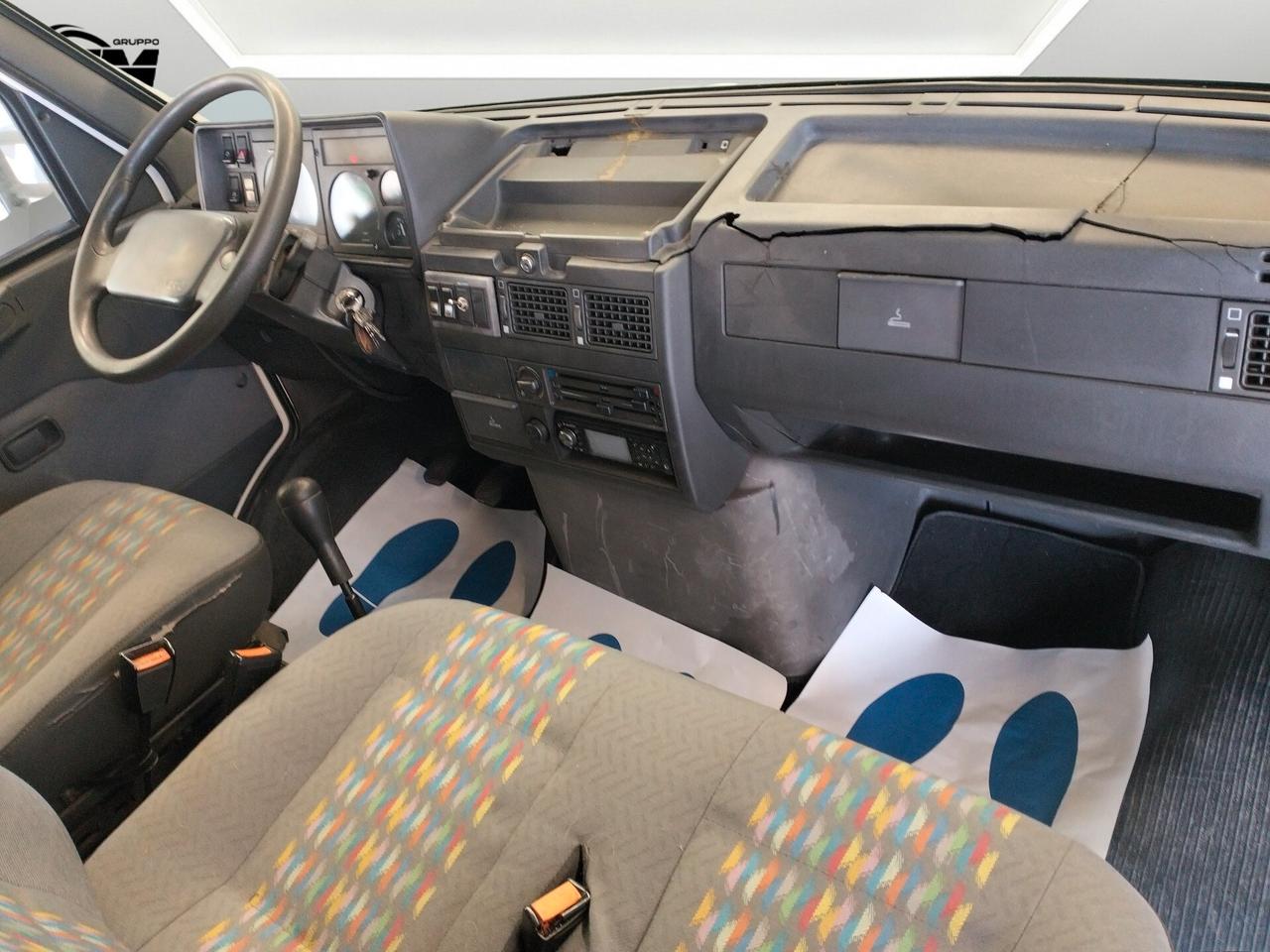 Iveco Daily 35.10 2.8 TD PC - carroattrezzi patente C - IVA ESCLUSA