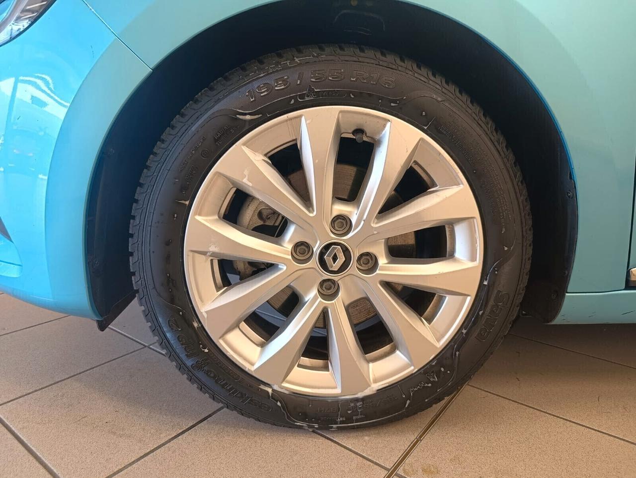 Renault Clio Full Hybrid E-Tech 140 CV 5 porte Intens