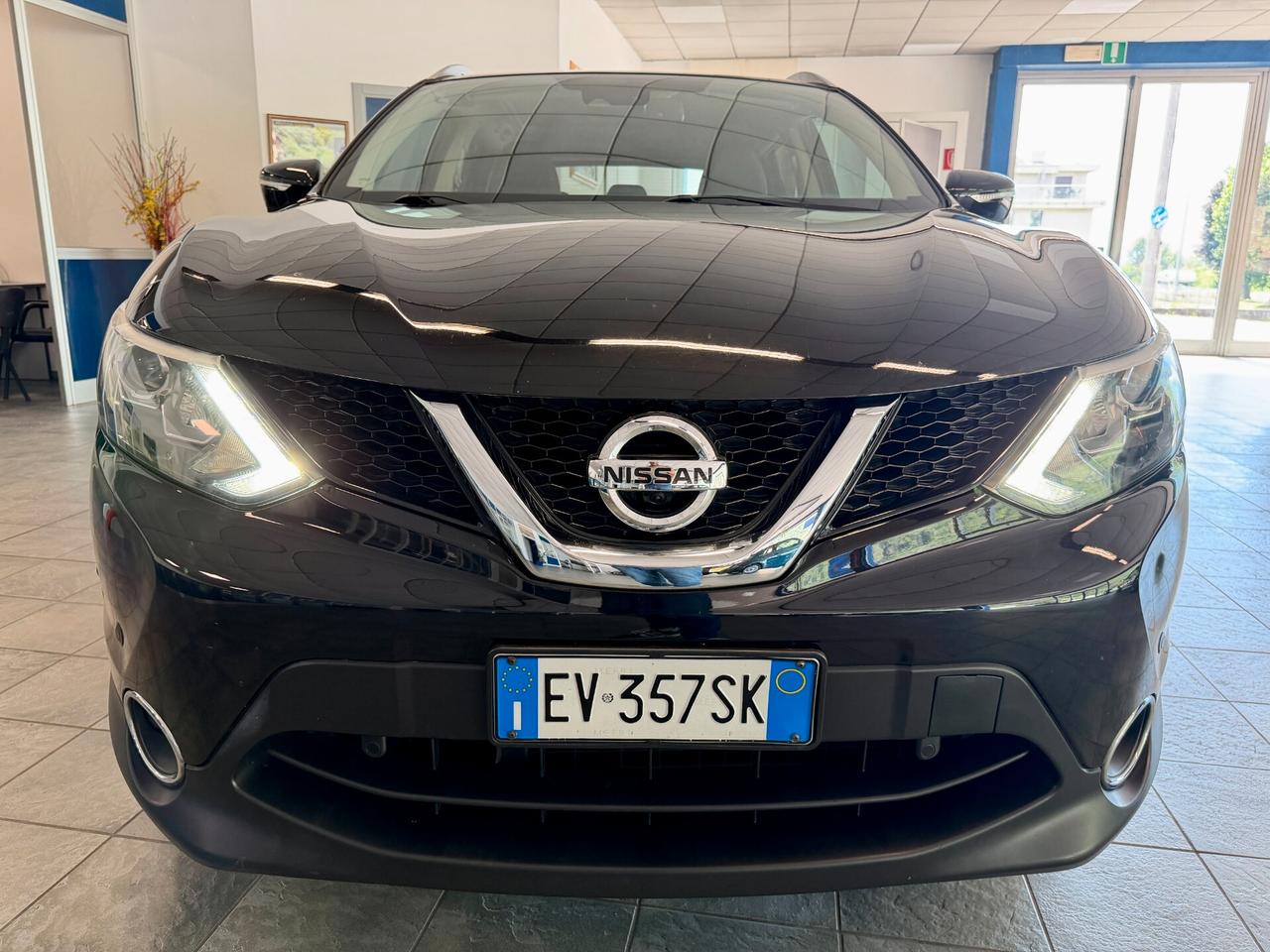 Nissan Qashqai 1.5 dCi 110 CV Tekna-NEOPATENTATI-