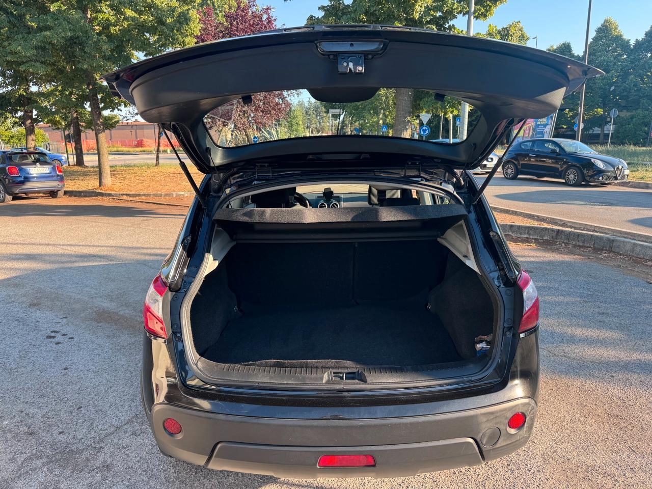 Nissan Qashqai 1.5 dCi DPF Tekna