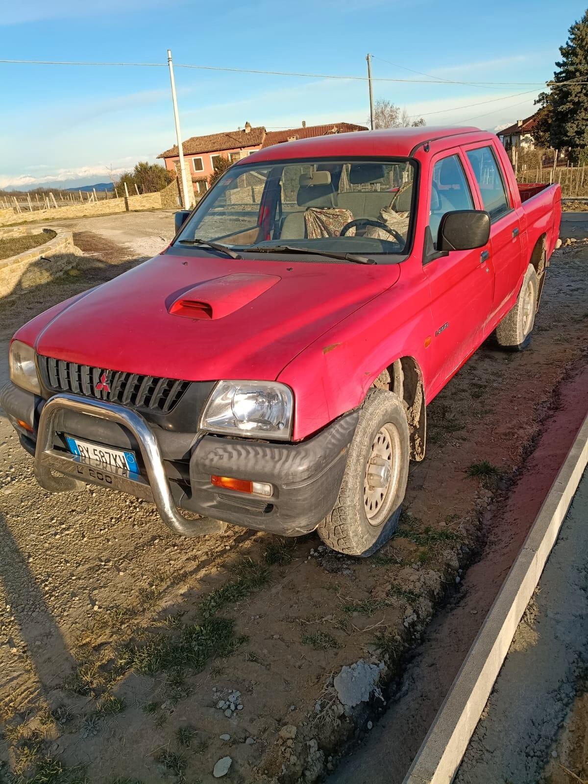 Mitsubishi L200 2.5 TDI 4WD Club Cab Pick-up GL