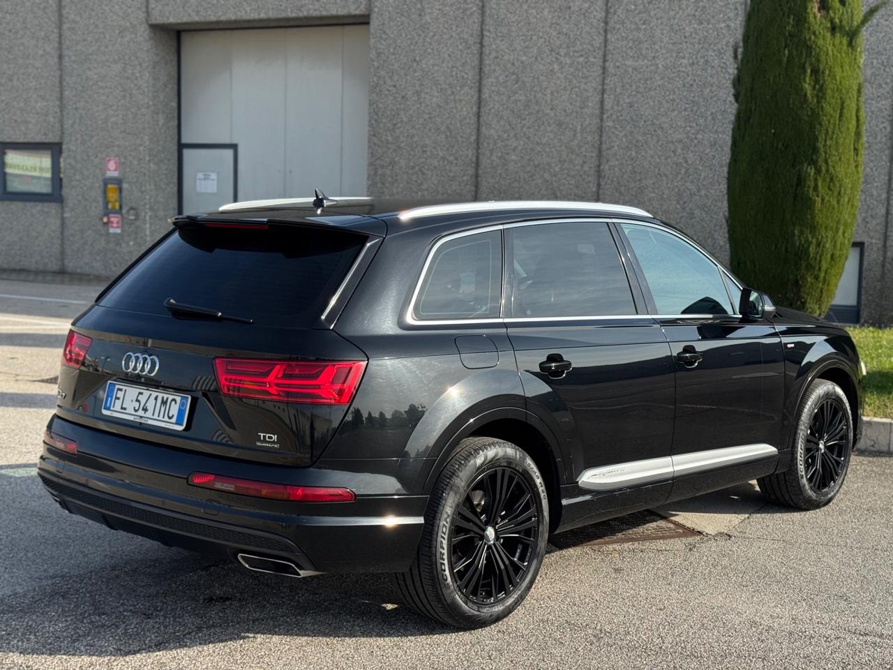 Audi Q7 3.0 TDI 218 CV Gancio Traino