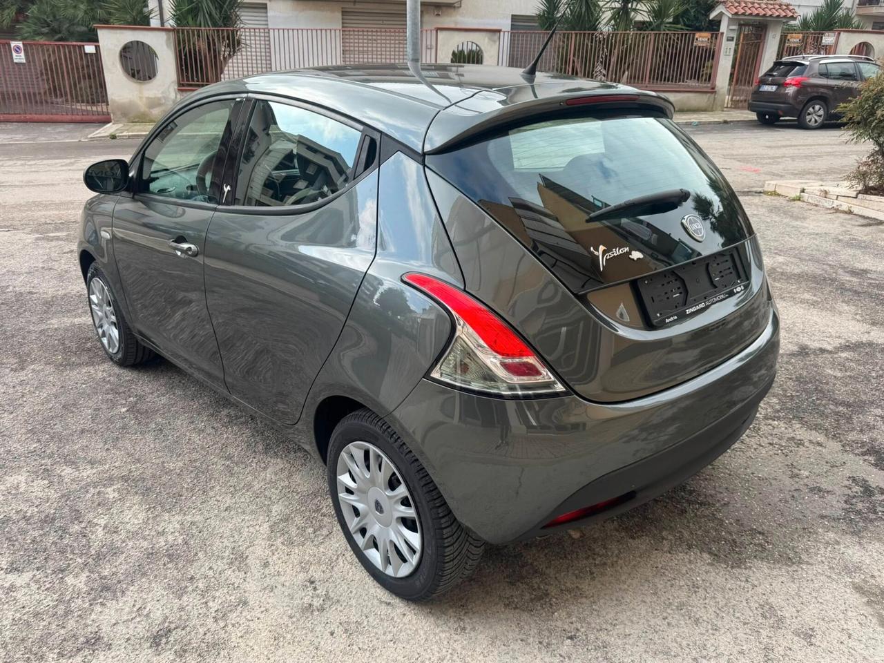 LANCIA YPSILON 1.2 BENZINA GOLD PERFETTA