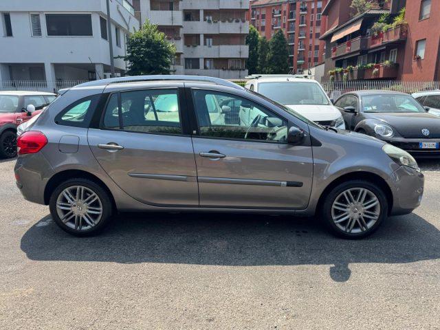 RENAULT Clio 1.6 16V SporTour AUT. 20th Anniversario