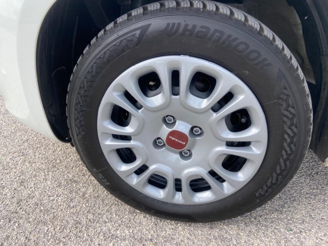 Fiat Panda 1.2 lounge 2017 posty5