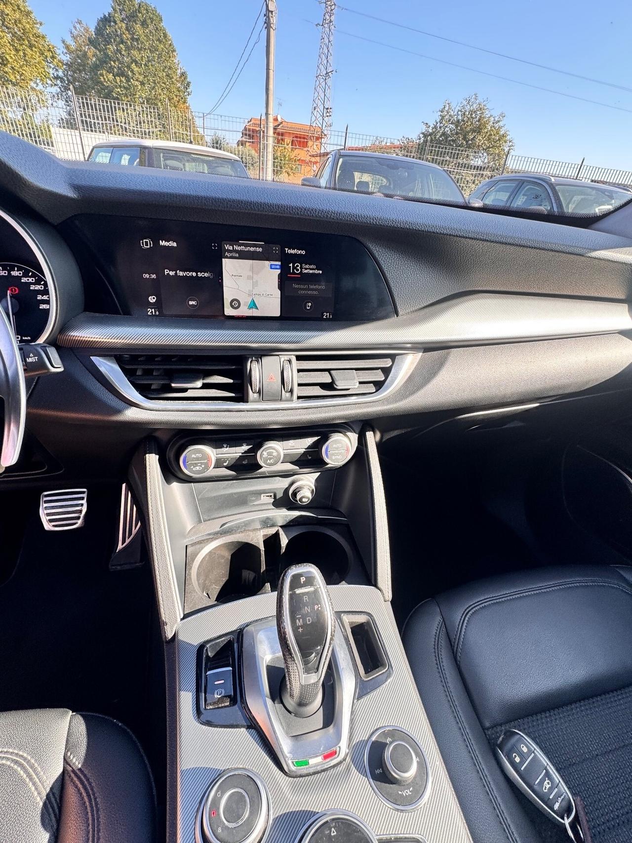 Alfa Romeo Stelvio 2.2 Turbodiesel 190 CV AT8 RWD