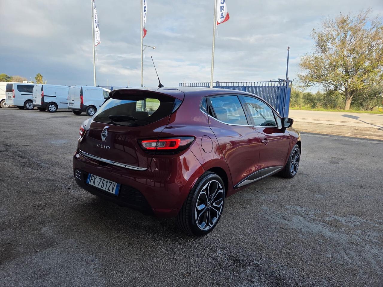 Renault Clio dCi 8V 75 CV Start&Stop 5 porte Energy Intens