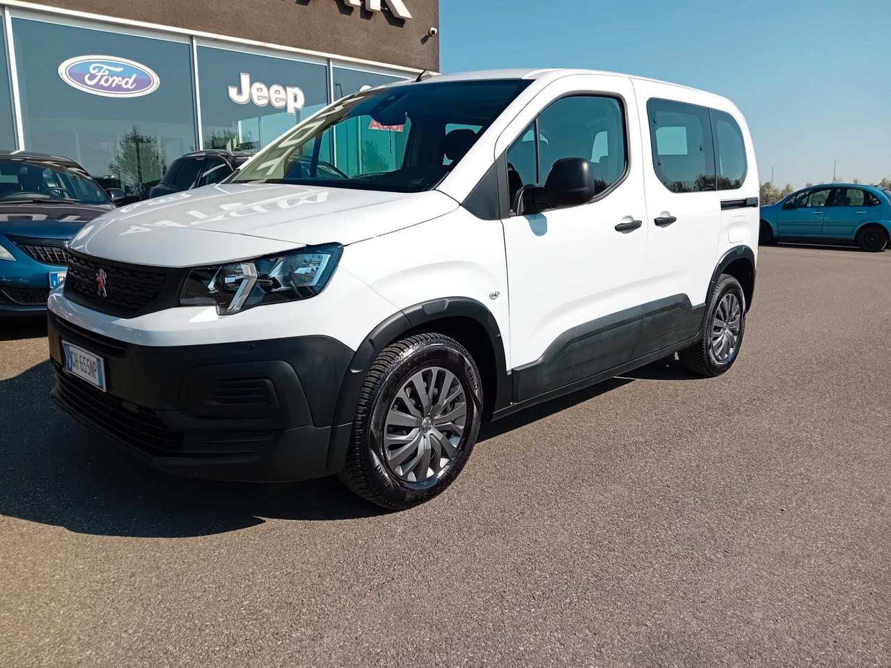 Peugeot Rifter 1.2 110CV E6 CON PEDANA TRASPORTO DISABIL