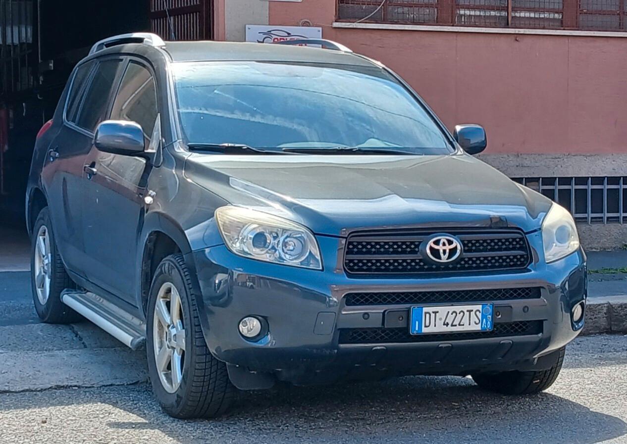 TOYOTA Rav4 Sol 2.200 D-4D 136cv 4WD