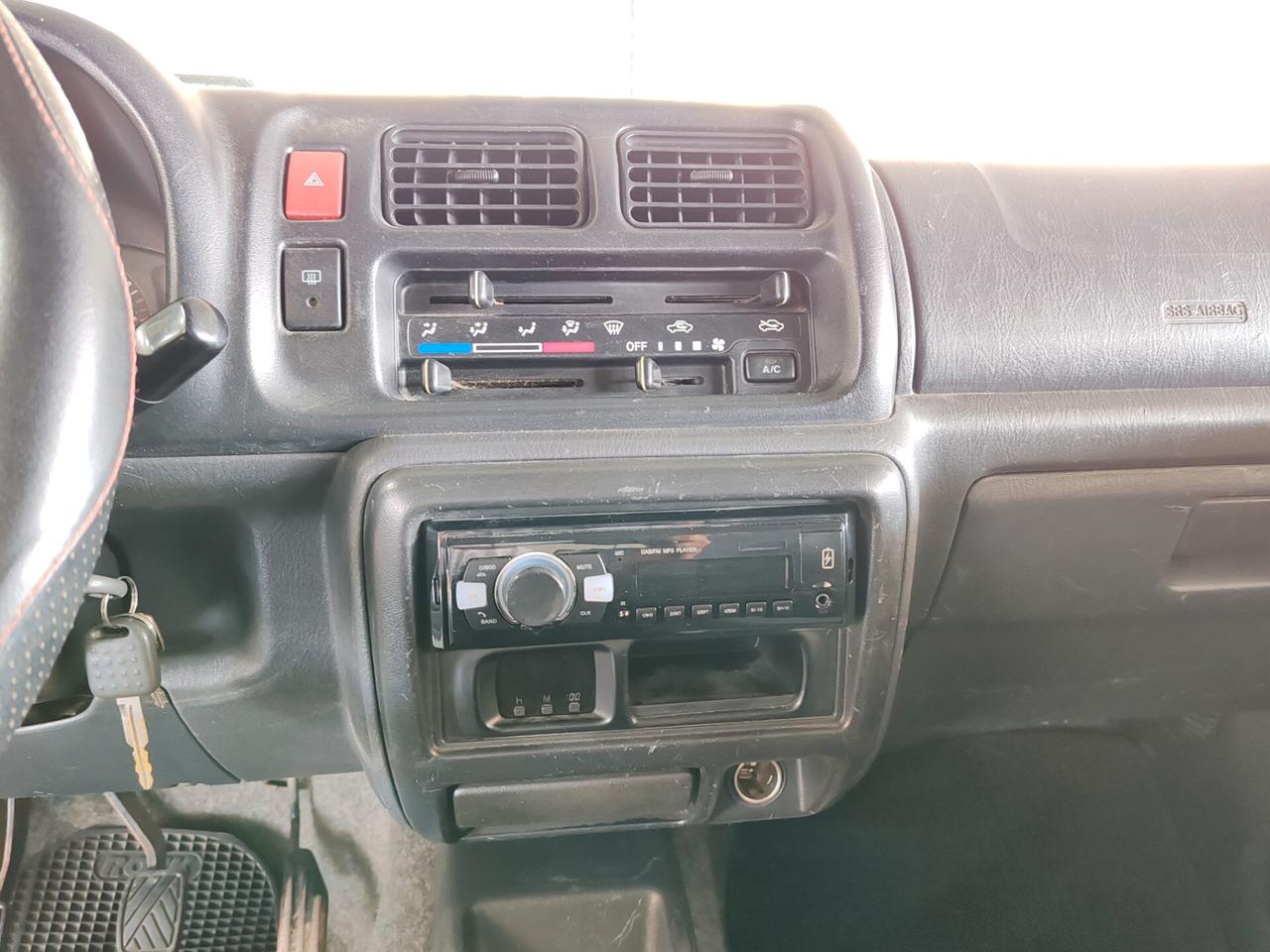 Suzuki Jimny 1.3i 16V cat 4WD JLX Special