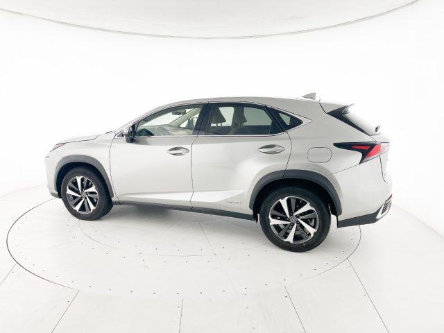 LEXUS NX 300 Hybrid 4WD Luxury