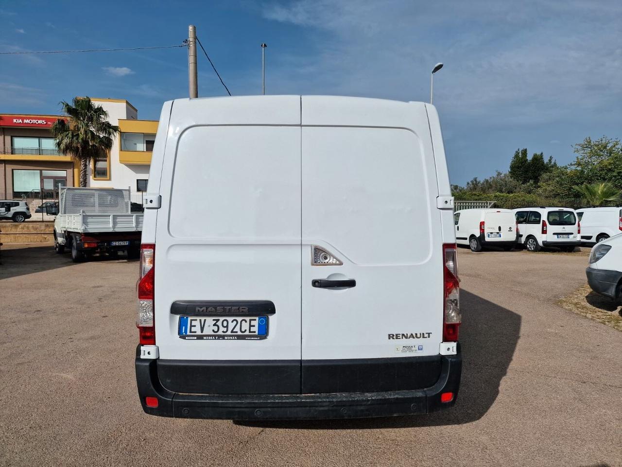 Renault MASTER 2.2 CDI 126cV