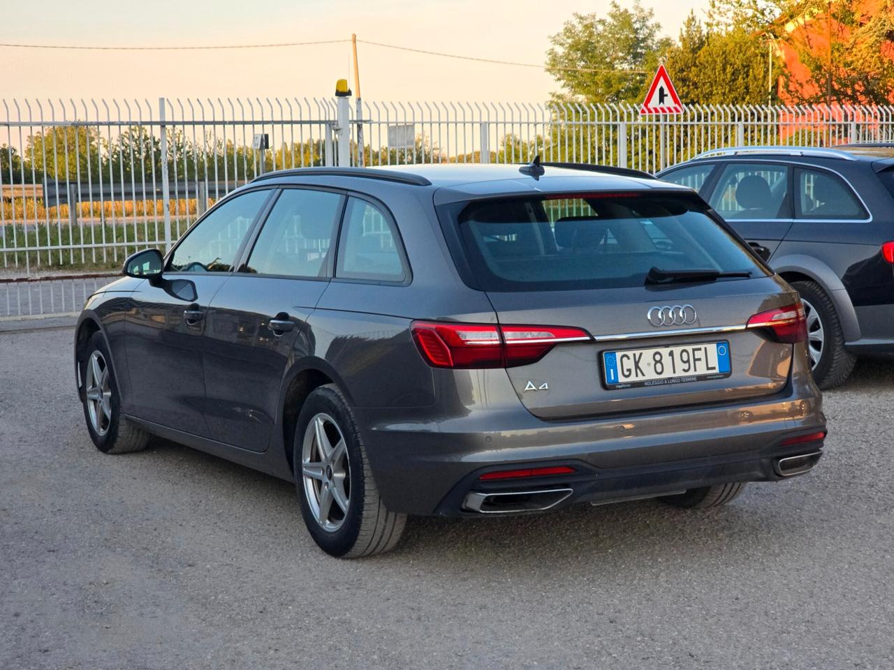 Audi A4 Avant 40 TDI S tronic Business